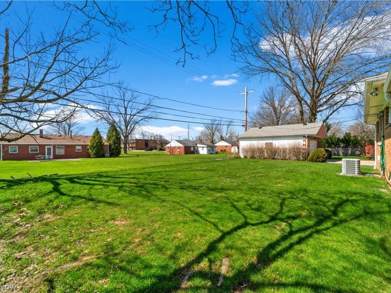 1730 Alcester Road, Mayfield Heights, OH 44124 Photo 29