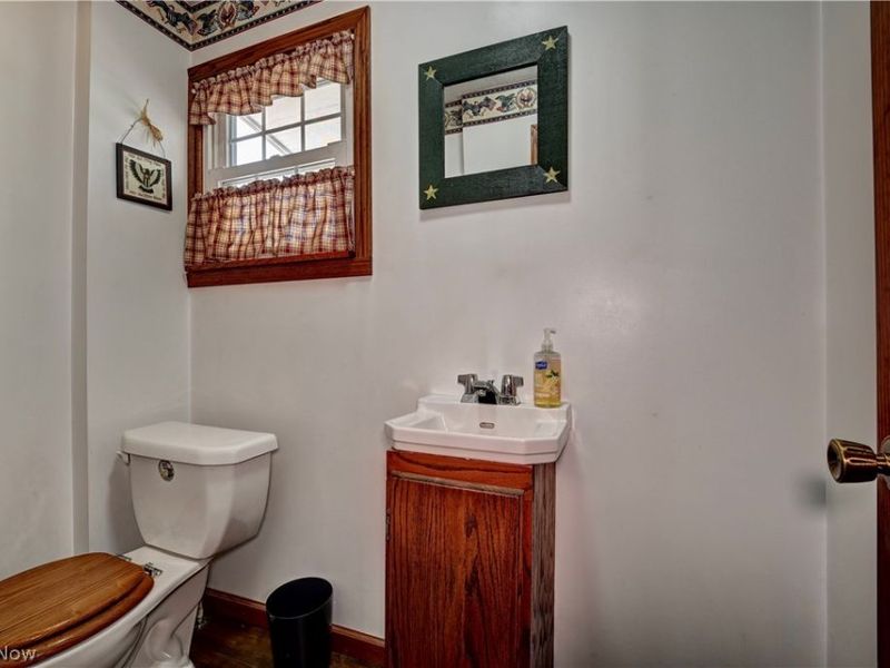 2736 New Garden Rd., Salem, OH 44460 Photo 17