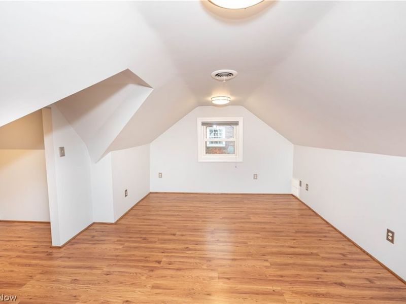 1309 Genesee Avenue, Mayfield Heights, OH 44124 Photo 13