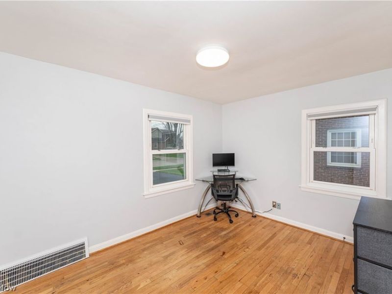 1309 Genesee Avenue, Mayfield Heights, OH 44124 Photo 23