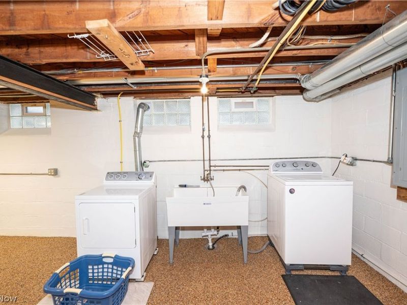 1309 Genesee Avenue, Mayfield Heights, OH 44124 Photo 35