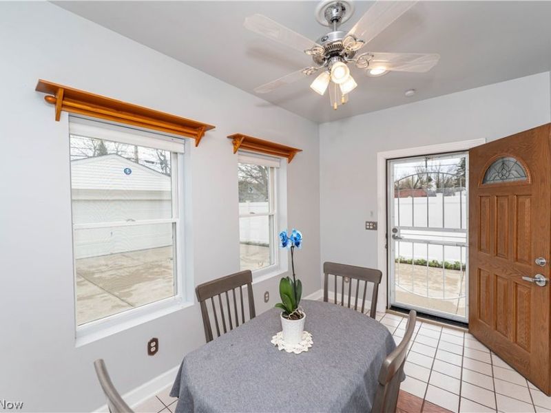 1309 Genesee Avenue, Mayfield Heights, OH 44124 Photo 9