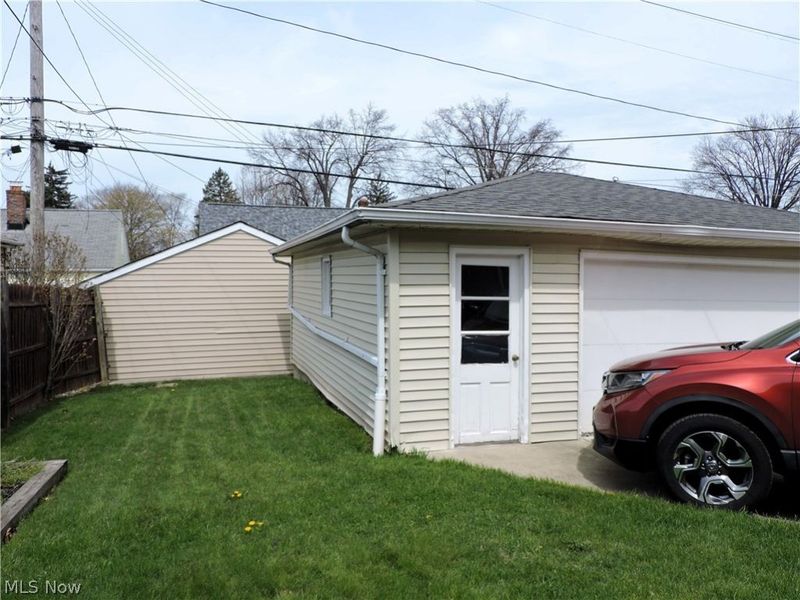 3310 Wales Avenue, Parma, OH 44134 Photo 12