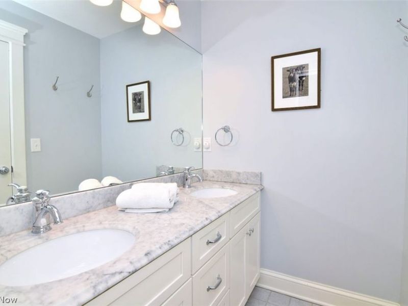 220 Falls Walk Way, Chagrin Falls, OH 44022 Photo 26