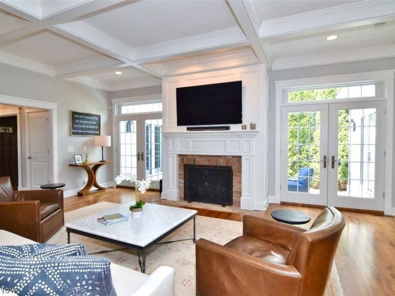 220 Falls Walk Way, Chagrin Falls, OH 44022 Photo 3