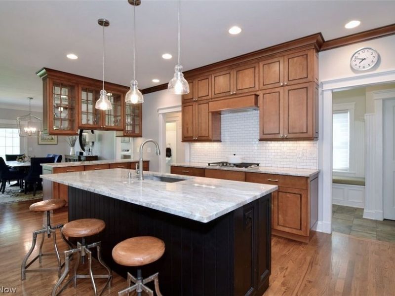 220 Falls Walk Way, Chagrin Falls, OH 44022 Photo 4