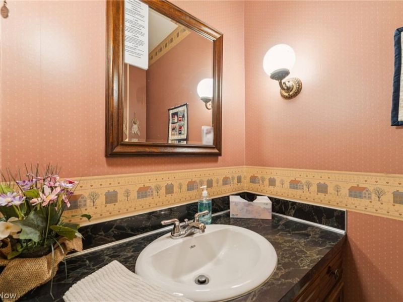 2580 Edgewood Avenue, Alliance, OH 44601 Photo 23