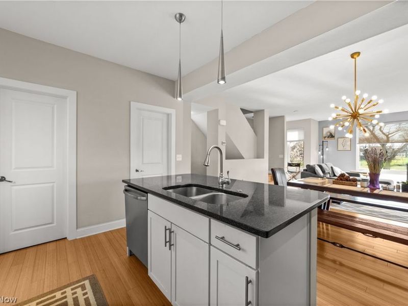 1421 Slate Court, Cleveland Heights, OH 44118 Photo 14