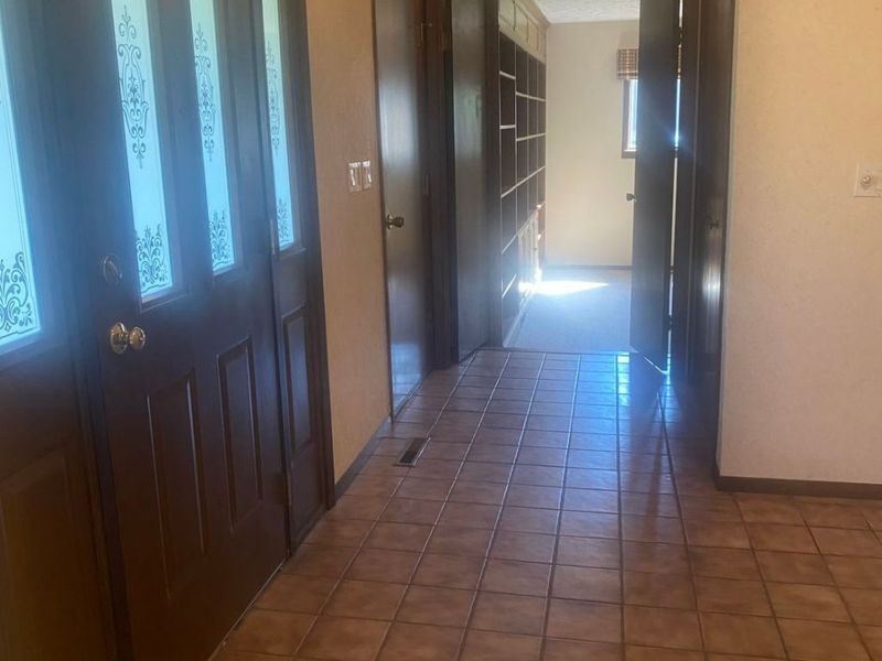 9376 Knights Way, Brecksville, OH 44141 Photo 11