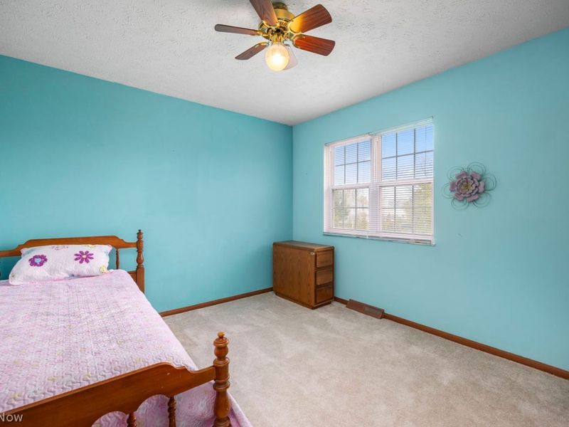 7310 Valeside Lane, Olmsted Township, OH 44138 Photo 24