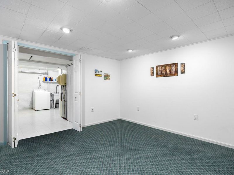 7310 Valeside Lane, Olmsted Township, OH 44138 Photo 35