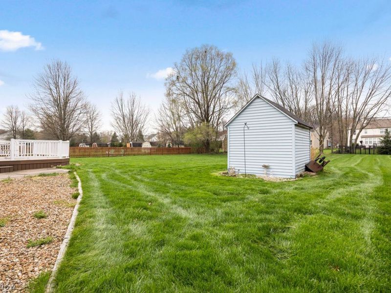 7310 Valeside Lane, Olmsted Township, OH 44138 Photo 41