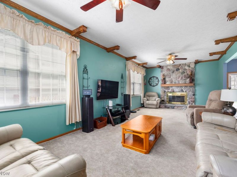 7310 Valeside Lane, Olmsted Township, OH 44138 Photo 8