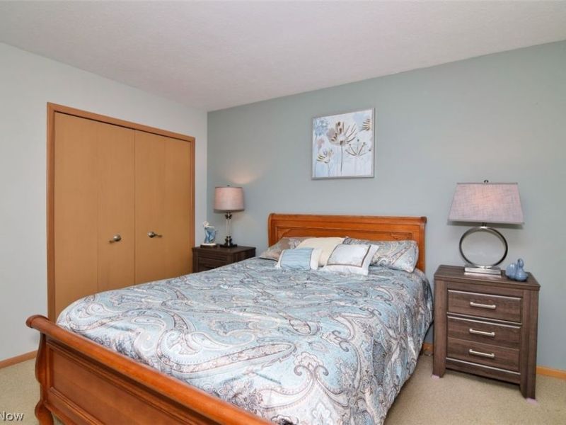 6470 Woodhawk Drive, Mayfield Heights, OH 44124 Photo 28