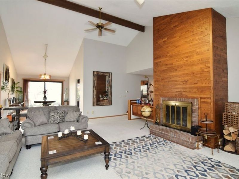 6470 Woodhawk Drive, Mayfield Heights, OH 44124 Photo 8