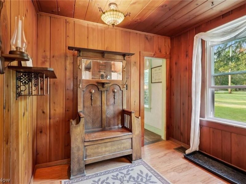 10571 Mayfield Road, Chesterland, OH 44026 Photo 5