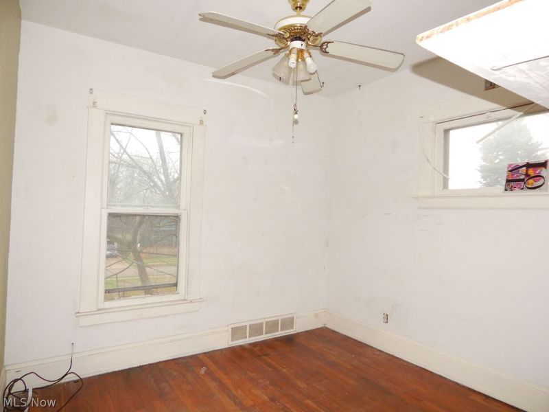 1126 E 147th Street, Cleveland, OH 44110 Photo 13