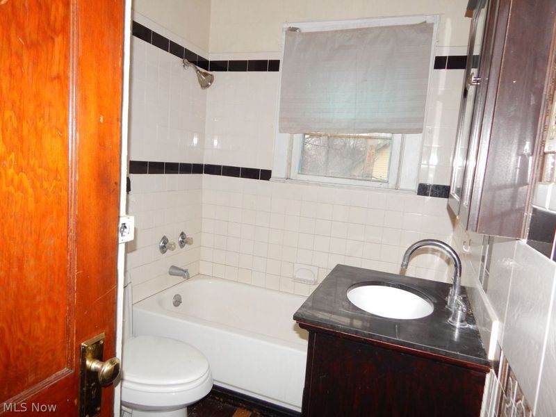 1126 E 147th Street, Cleveland, OH 44110 Photo 14