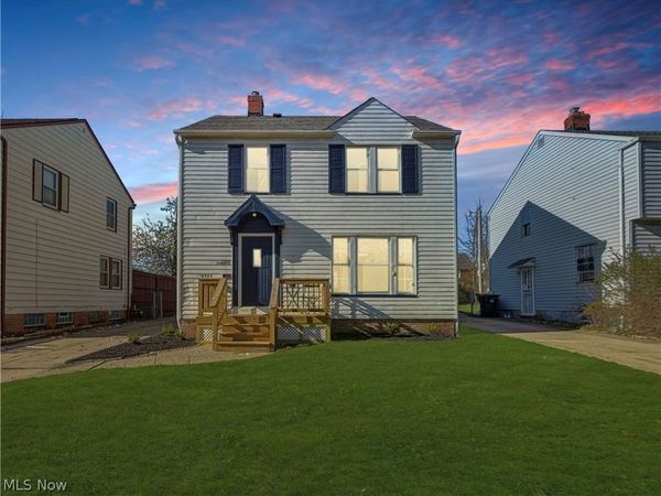 16905 Biltmore Avenue , Cleveland, OH 44128
