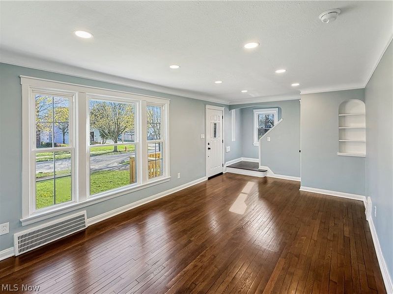 16905 Biltmore Avenue, Cleveland, OH 44128 Photo 14