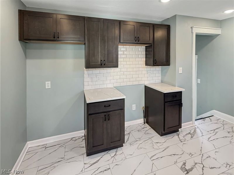 16905 Biltmore Avenue, Cleveland, OH 44128 Photo 25