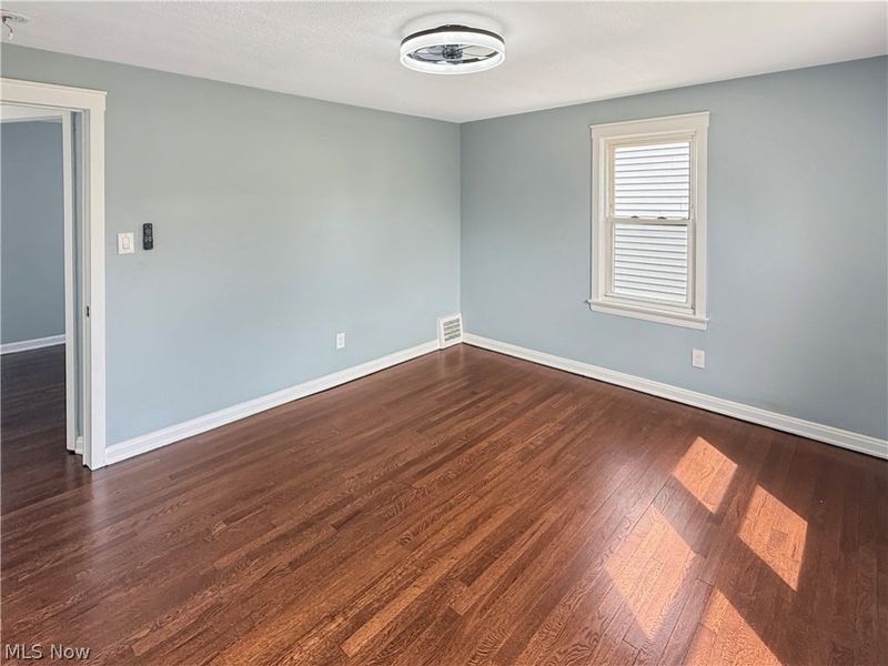 16905 Biltmore Avenue, Cleveland, OH 44128 Photo 40