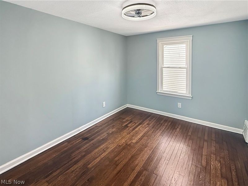 16905 Biltmore Avenue, Cleveland, OH 44128 Photo 42