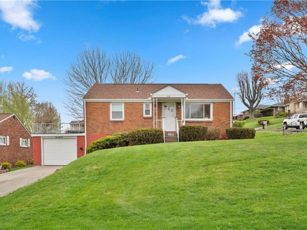 152 Valley Ave, Monongahela, PA 15063