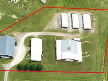 5689 Kentucky 290 CHILD , McKee, KY 40447