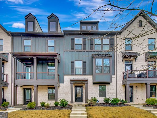 125 Climbing Ivy Circle, Fayetteville, GA 30214