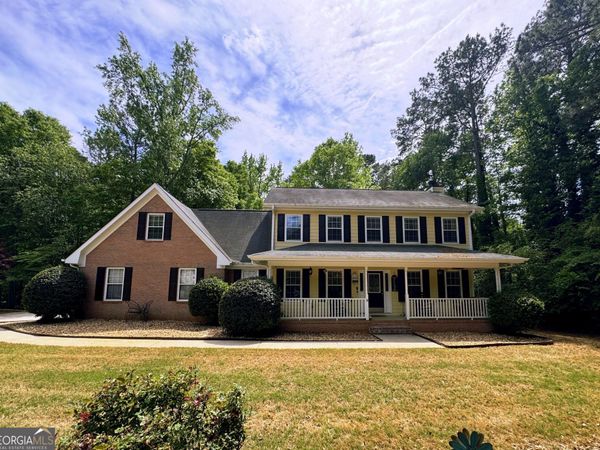 125 Chardonnay Oaks Drive, Mcdonough, GA 30252