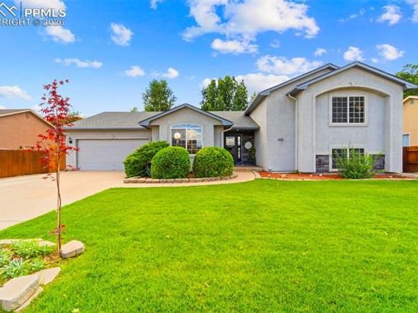 369 Sunlight Way, Canon City, CO 81212