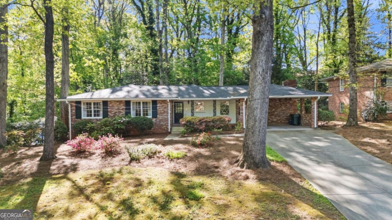 2235 Winding Way, Tucker, GA 30084 Main Photo