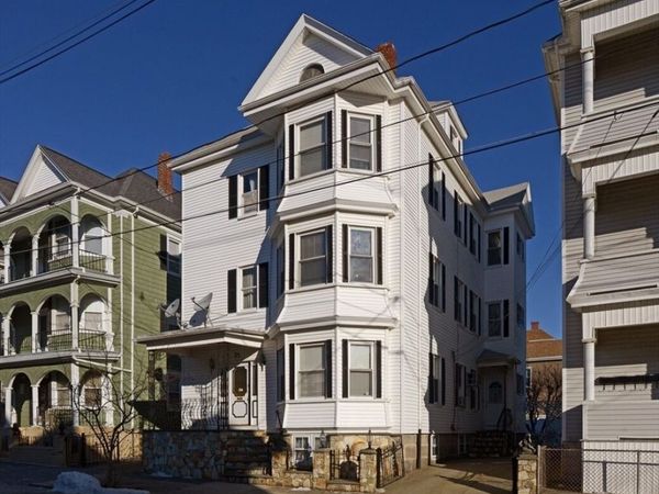 31 Sidney St, Unit 4, New Bedford, MA 02740