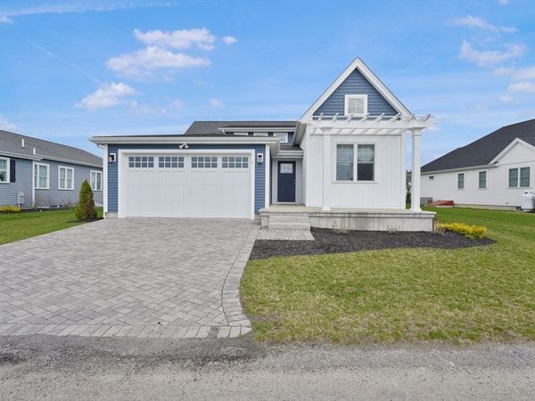 31 Sophia Dr, Rehoboth, MA 02769