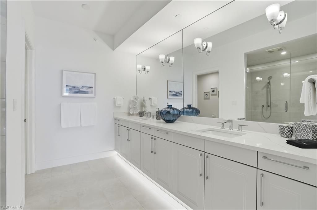 4142 Bay Beach Ln, Unit 502, Fort Myers Beach, FL 33931 Photo