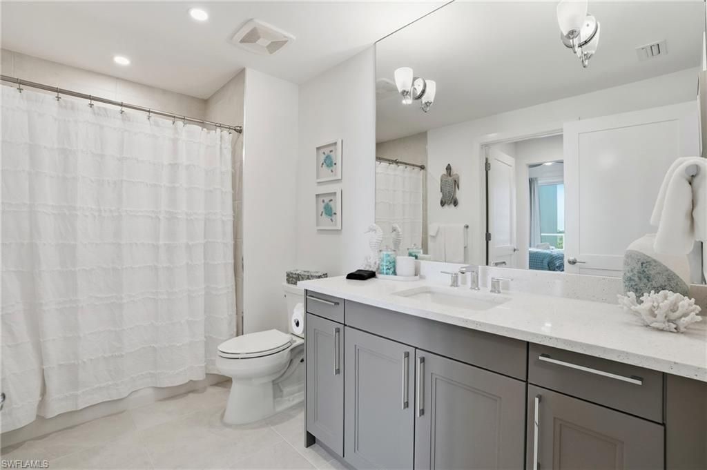 4142 Bay Beach Ln, Unit 502, Fort Myers Beach, FL 33931 Photo
