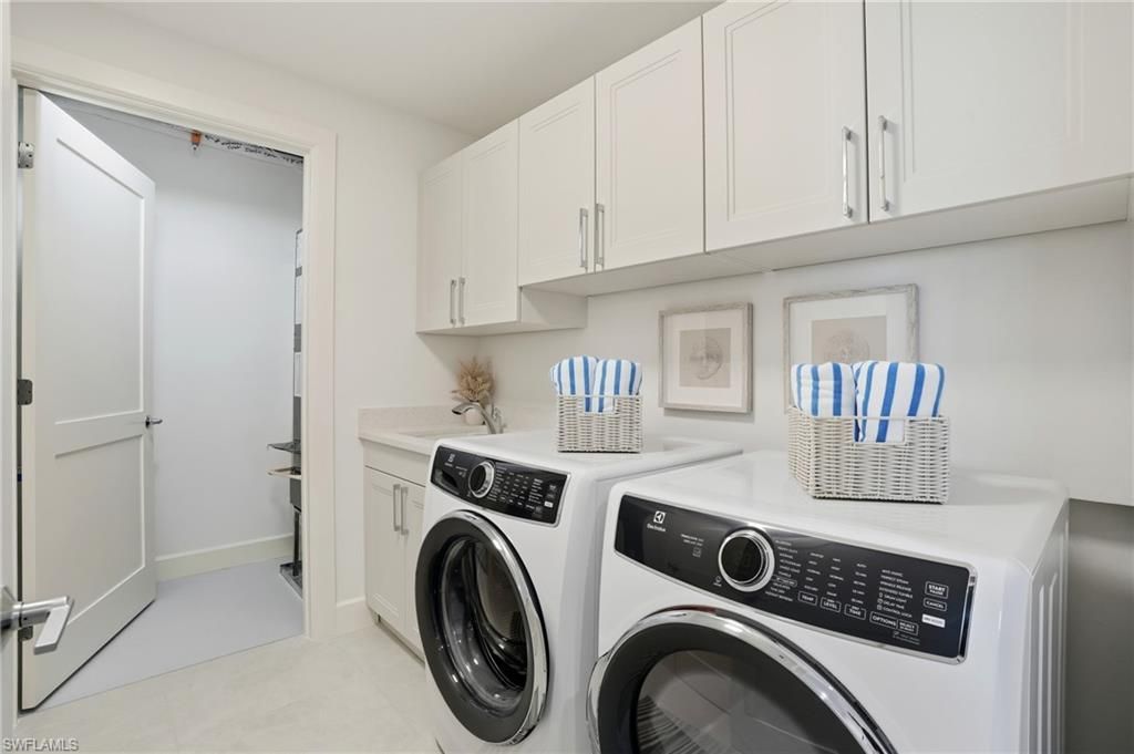 4142 Bay Beach Ln, Unit 502, Fort Myers Beach, FL 33931 Photo