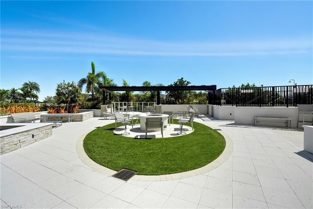 4142 Bay Beach Ln, Unit 502, Fort Myers Beach, FL 33931 Photo