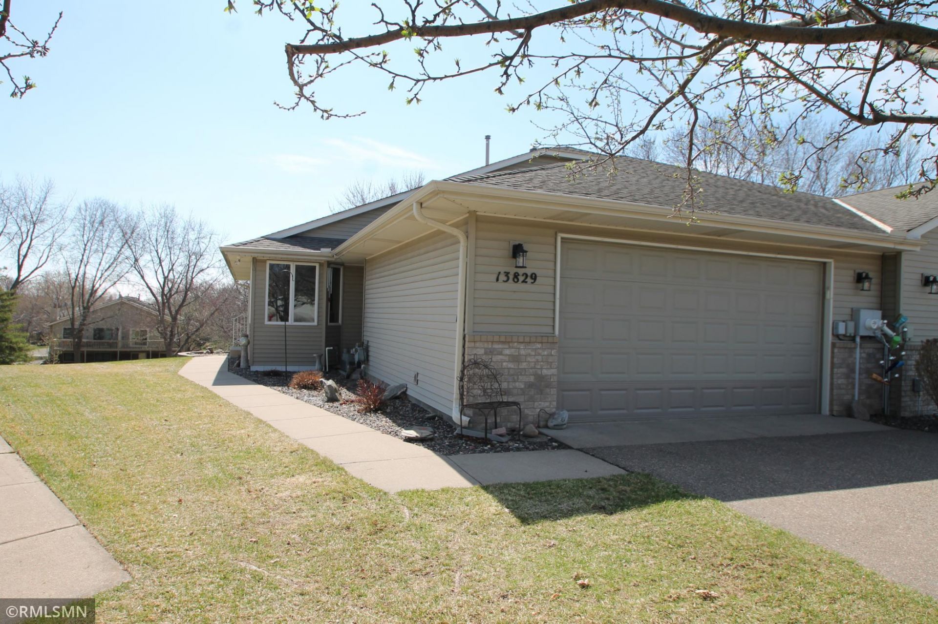 13829 85th Place N, Maple Grove, MN 55369 Main Photo
