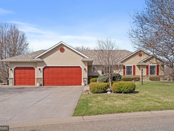 3001 Edward Street , Maplewood, MN 55109