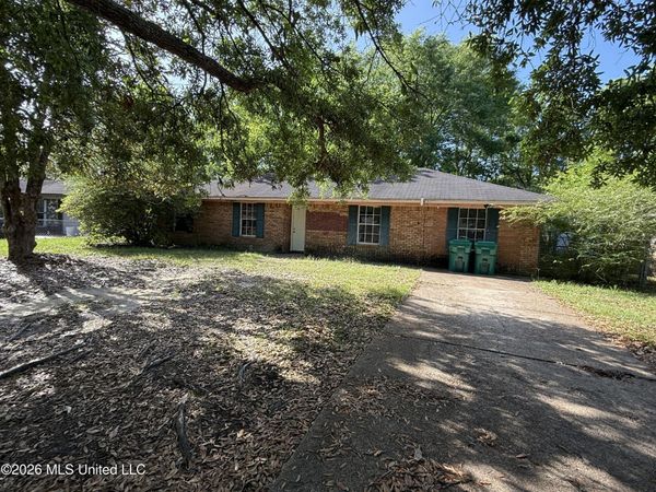 1009 Michelle Drive, Gulfport, MS 39503