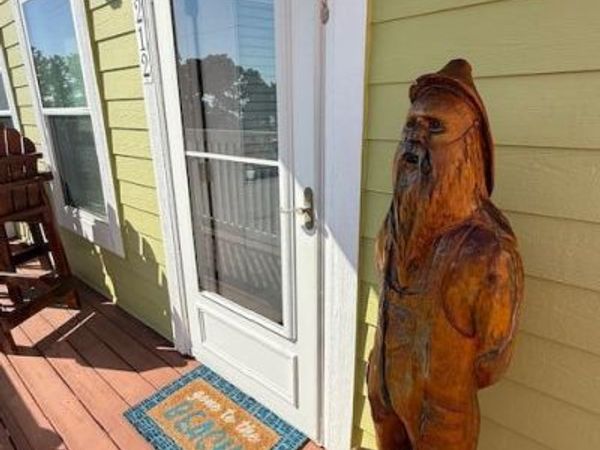 1515 E Beach Boulevard, Pass Christian, MS 39571