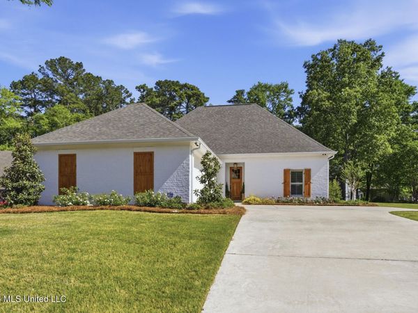 304 Fairway Cove, Brandon, MS 39047