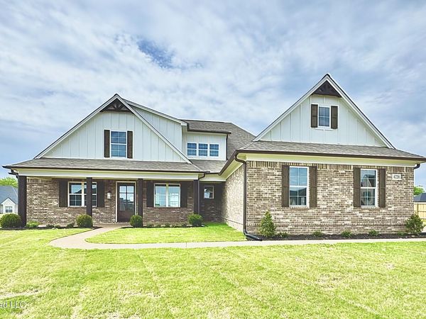 4220 Adriane Cove, Nesbit, MS 38651