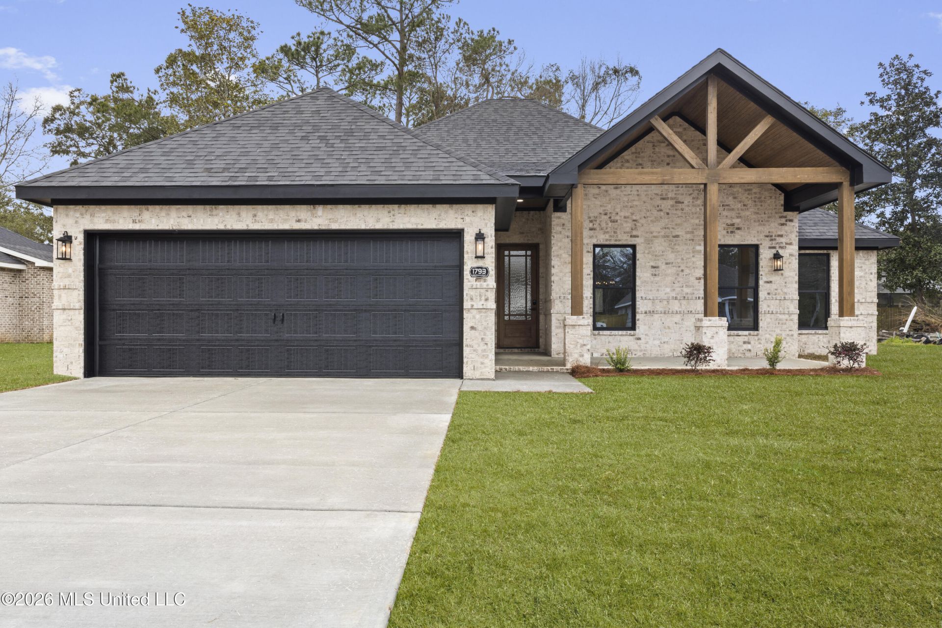 1803 Woodville Lane, Gautier, MS 39553 Main Photo