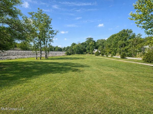 401 Nicholson Avenue, Waveland, MS 39576