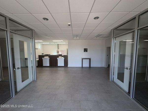 100 N Sharpe Avenue, Cleveland, MS 38732