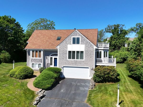 11 Joyce Circle, East Dennis, MA 02641