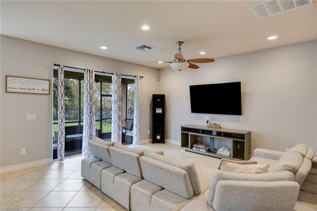 10519 Winged Elm Ln, Fort Myers, FL 33913 Photo